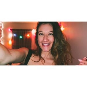 Meet your Posher, Andrea